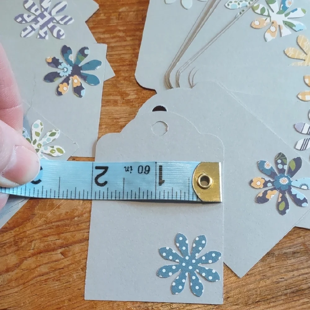18 Handmade Floral Embellished Gift Tags