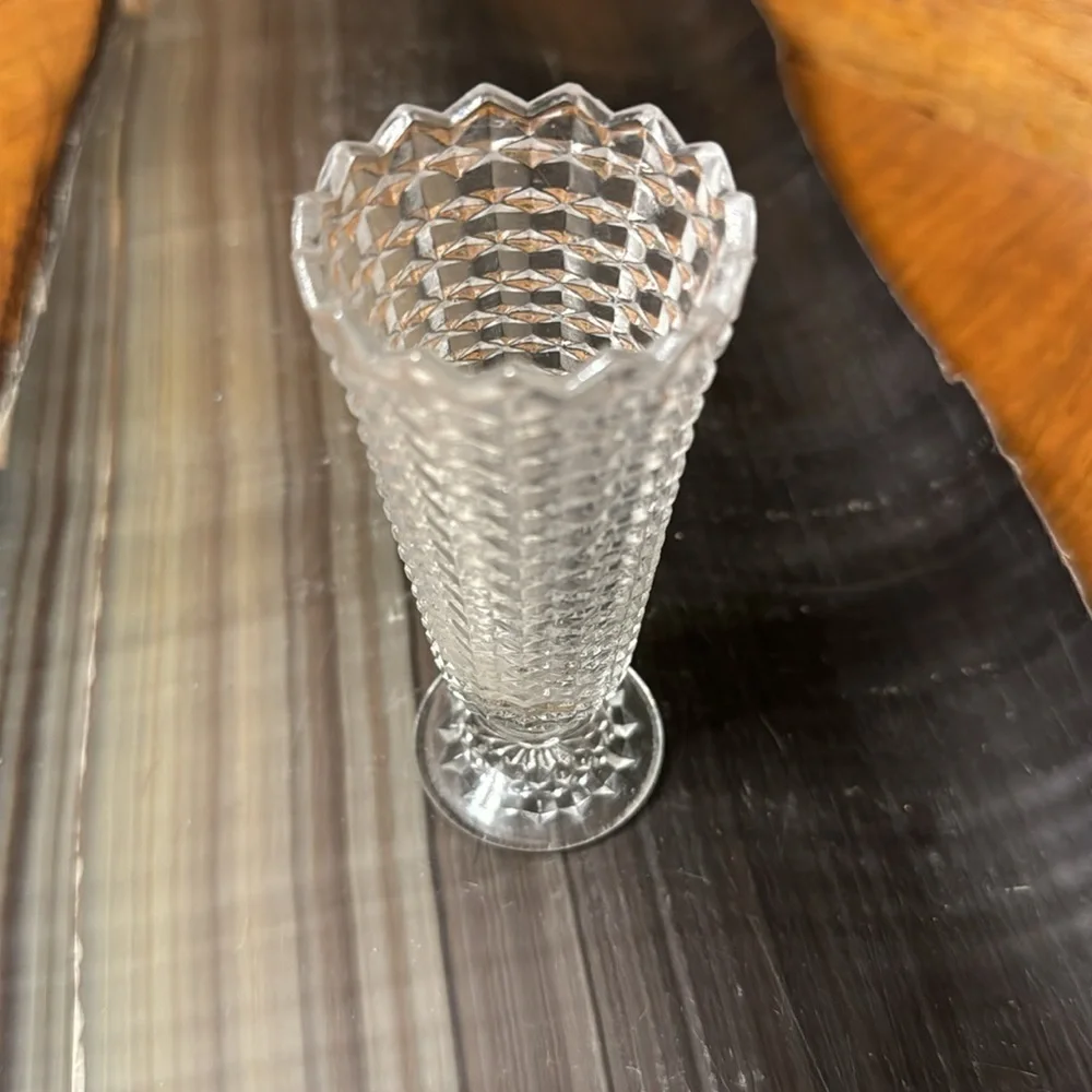 Vintage shown chips some
