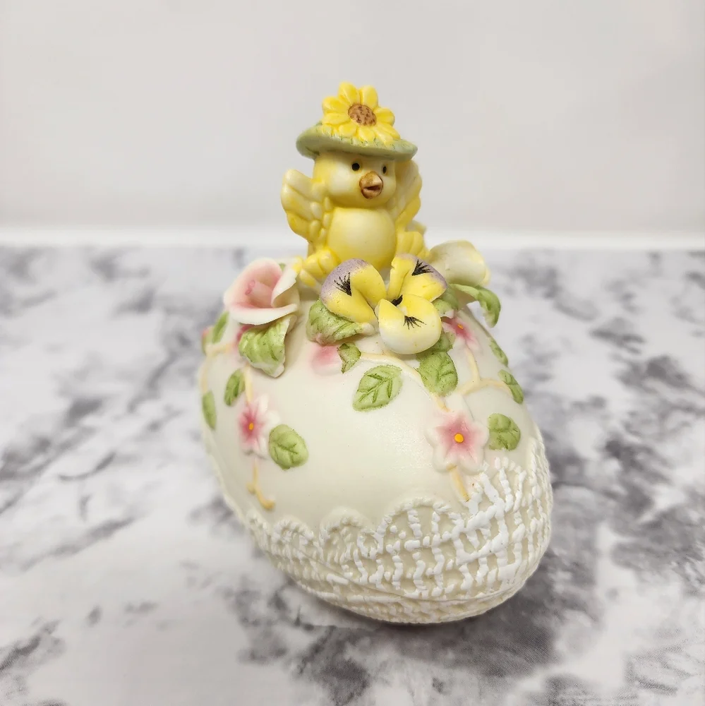 N/A decorative yellow owned