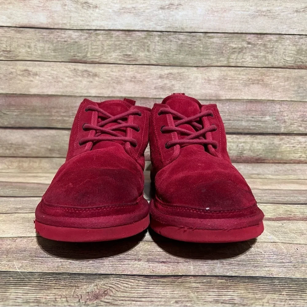 UGG 11 suede