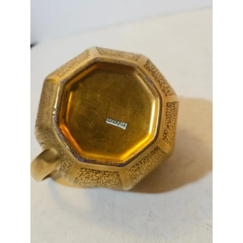 Unbranded vintage gold