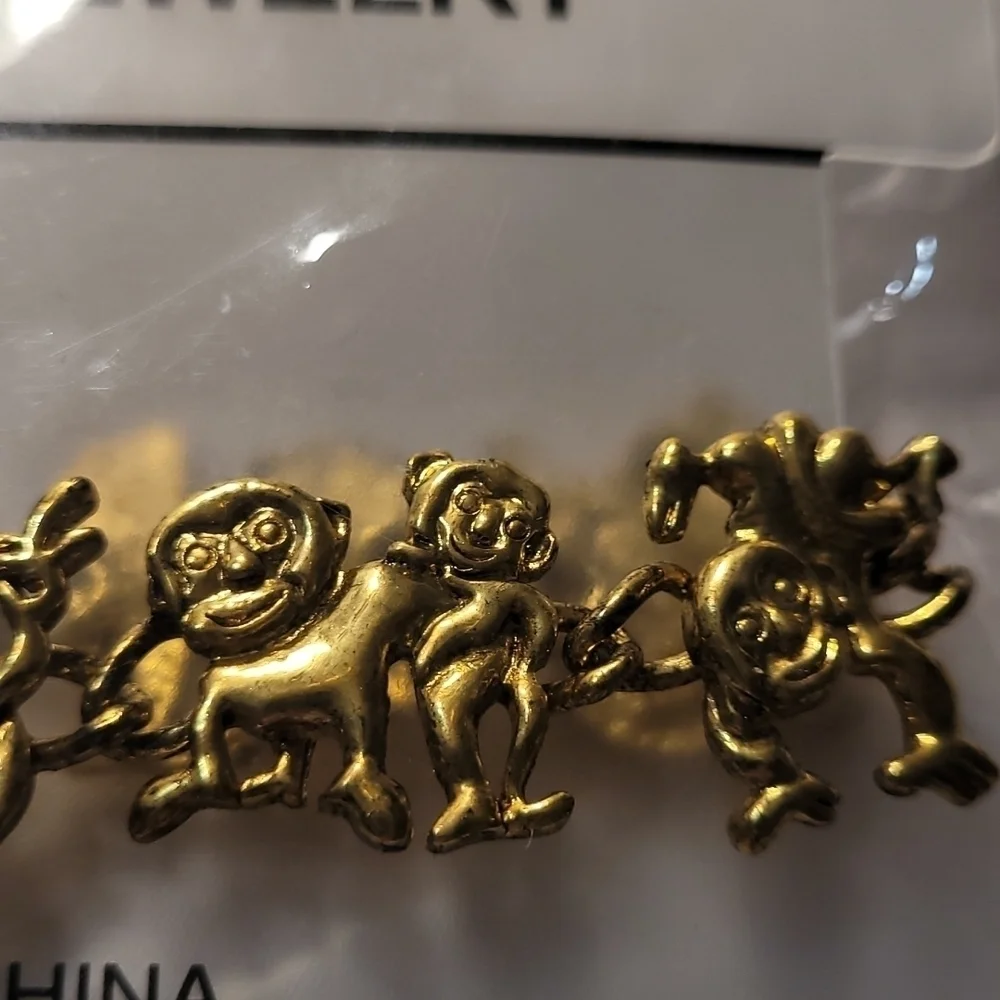 N/A gold tone