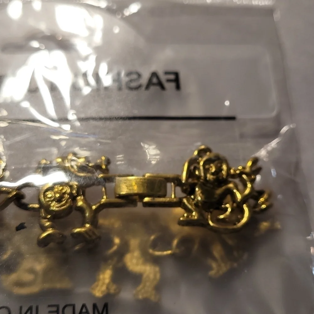 N/A gold tone