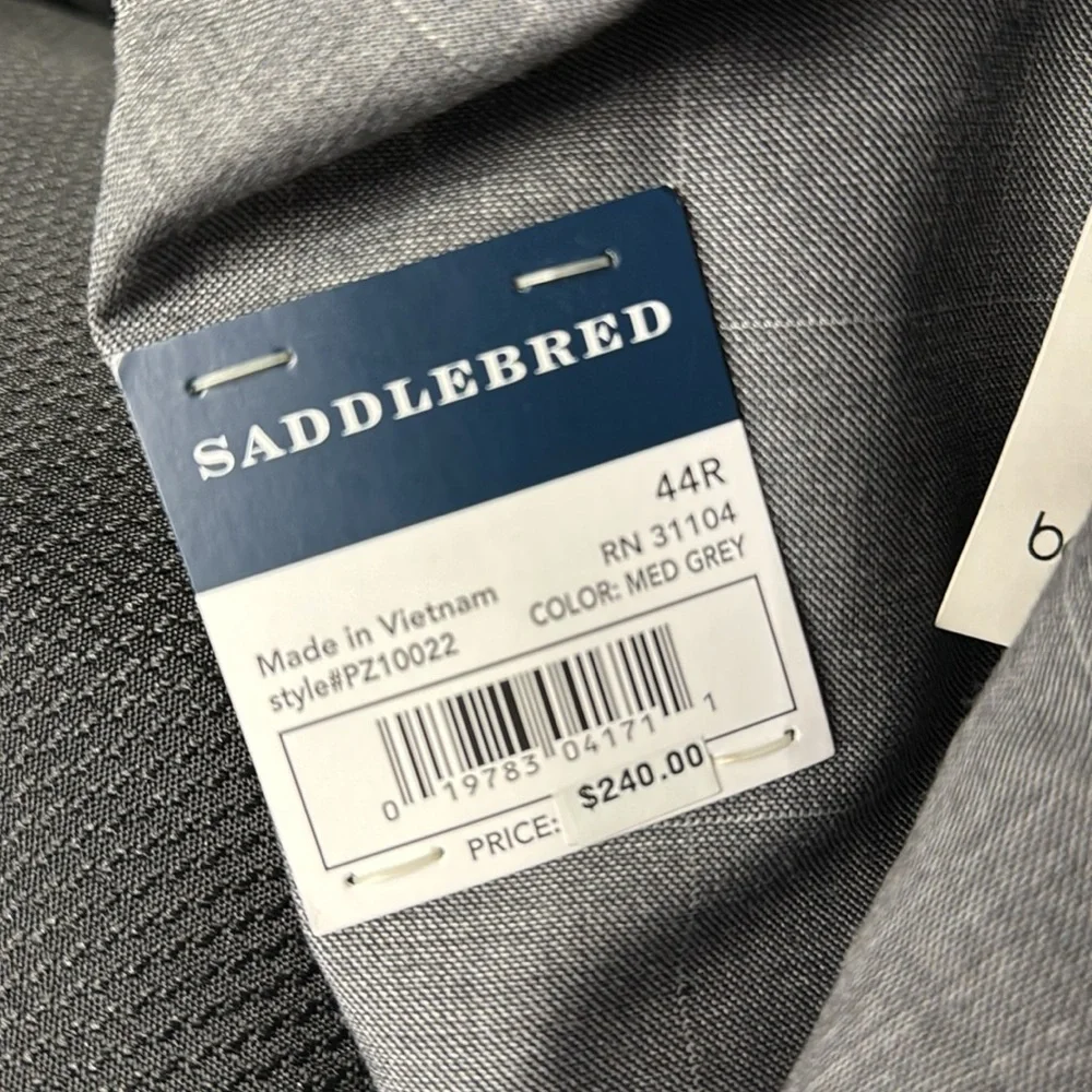 Saddlebred ensures modern blazer