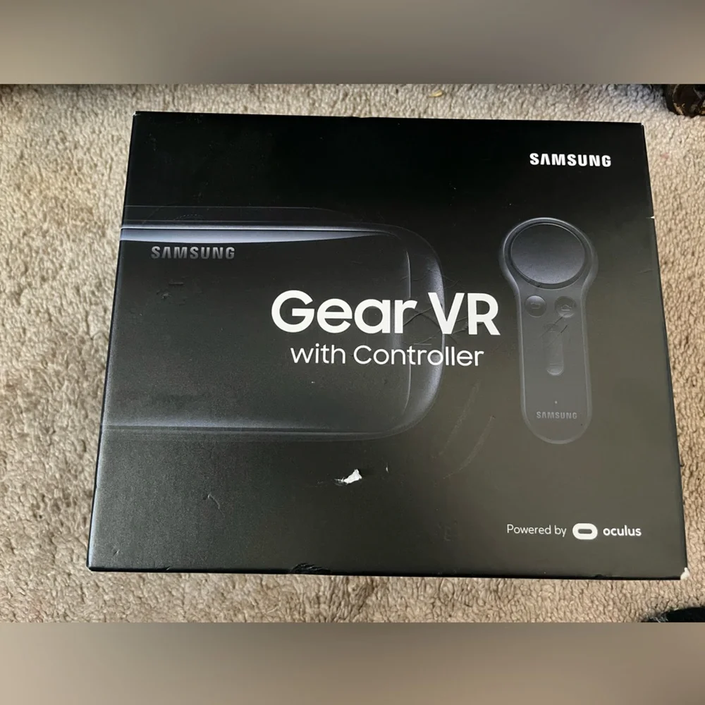 Samsung Gear VR with Controller - Black