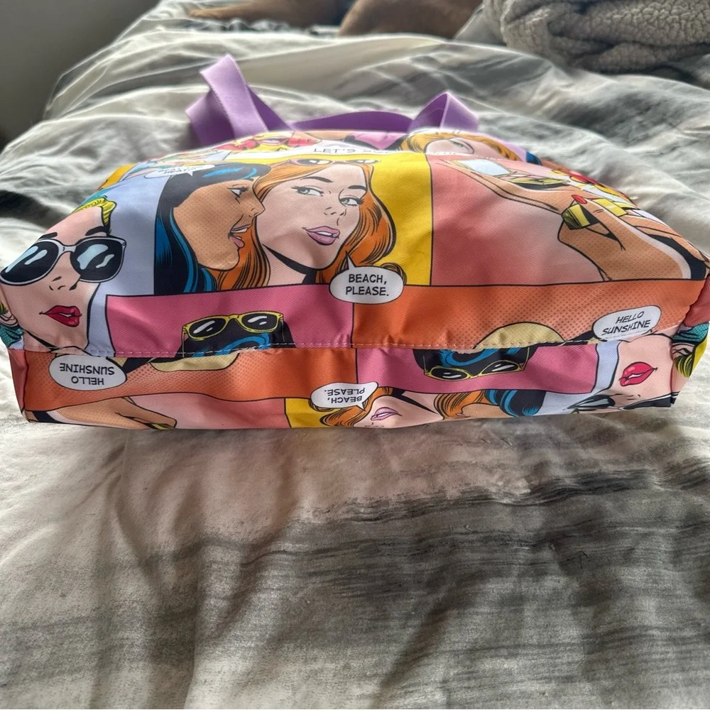 NWOT Estée Lauder limited edition Retro Comic Vacation Beach Tote Bag purple