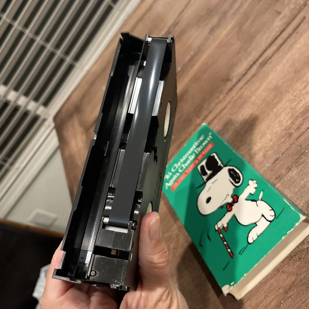 ~IT'S CHRISTMASTIME AGAIN CHARLIE BROWN~XMAS VHS~PEANUTS~SNOOPY