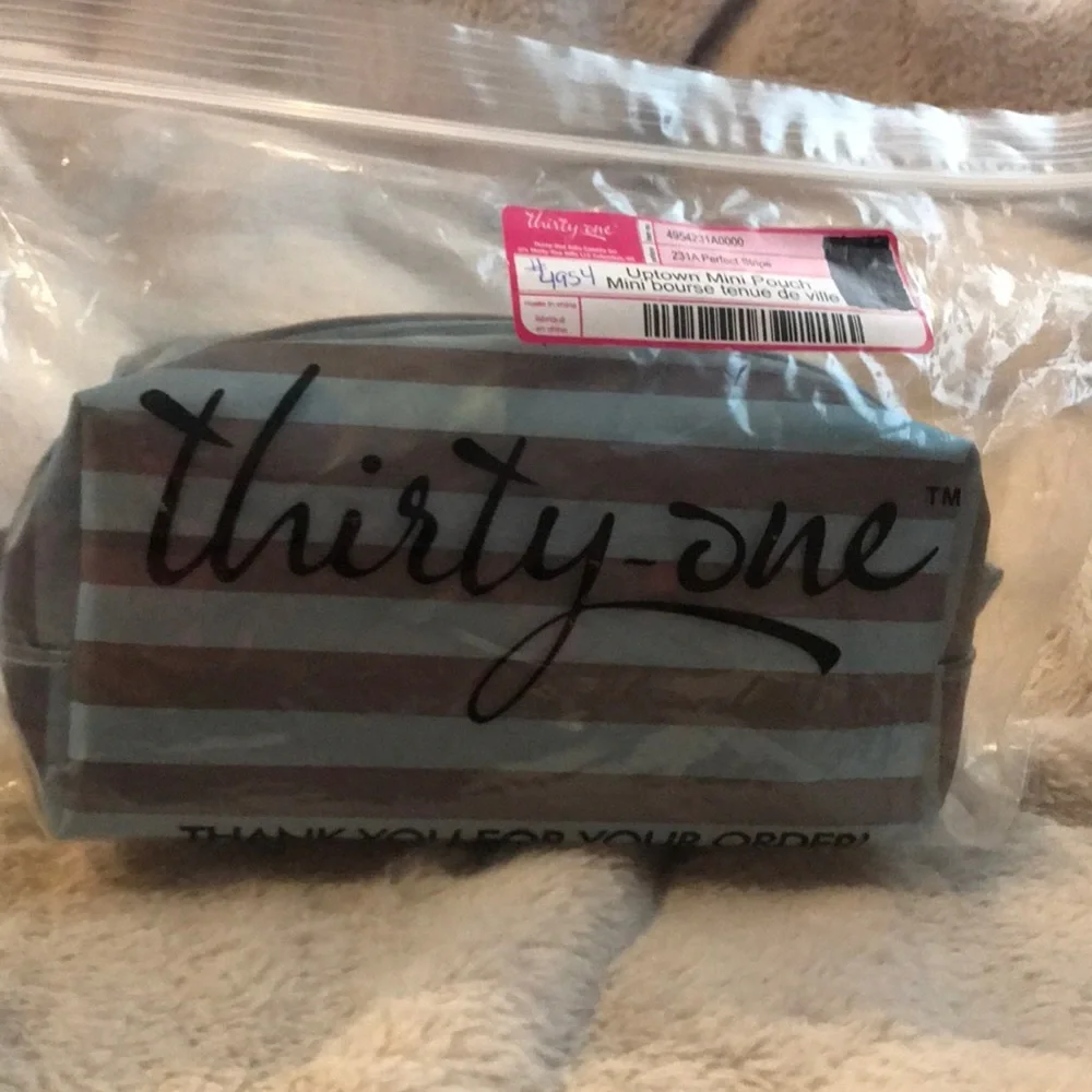 Nib Thirty One Uptown mini pouch