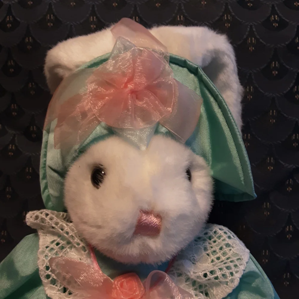 NWT VINTAGE DRESSED EASTER BUNNY, 20