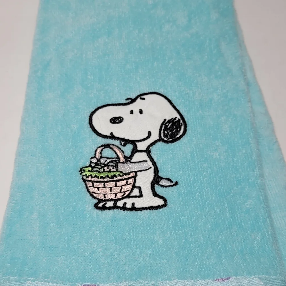 Peanuts Snoopy Easter Basket Blue Hand Towel NWT