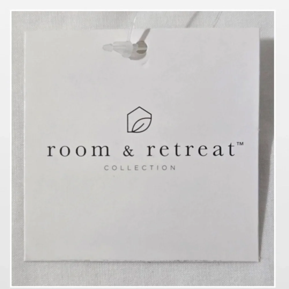 room & retreat #night #festival art