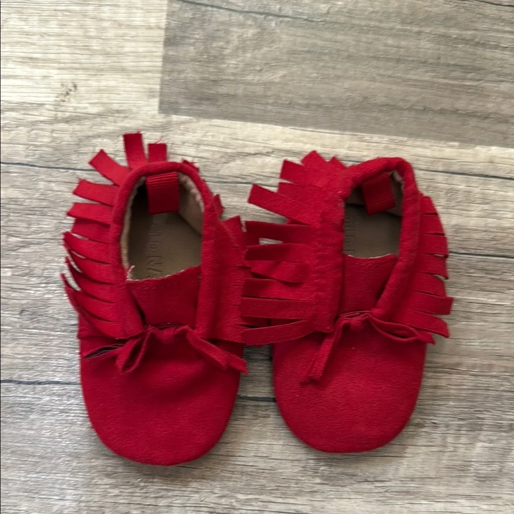 Old Navy adorable red