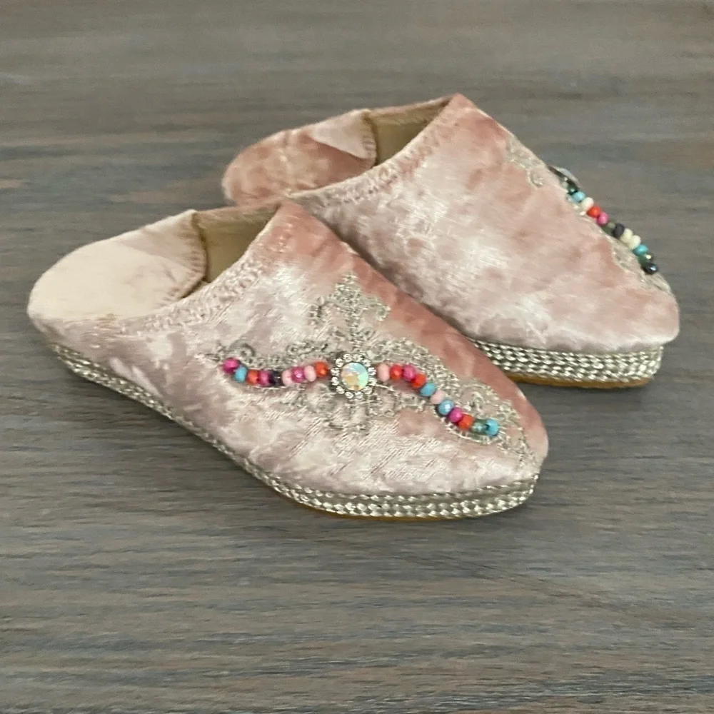 Baby girl moroccan babouch traditional shoes handmade beaded pink velvet leather