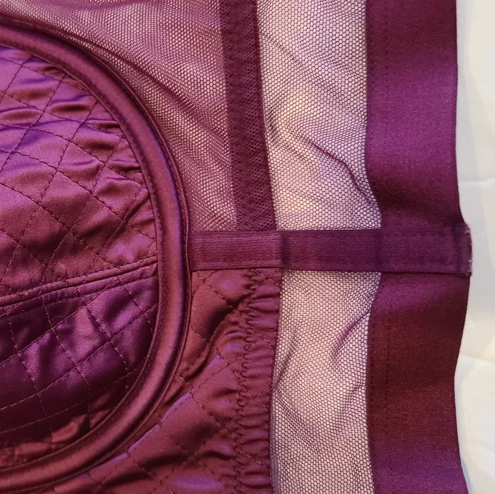 Victoria's Secret Very Sexy long line satin & mesh bra sz. 34D