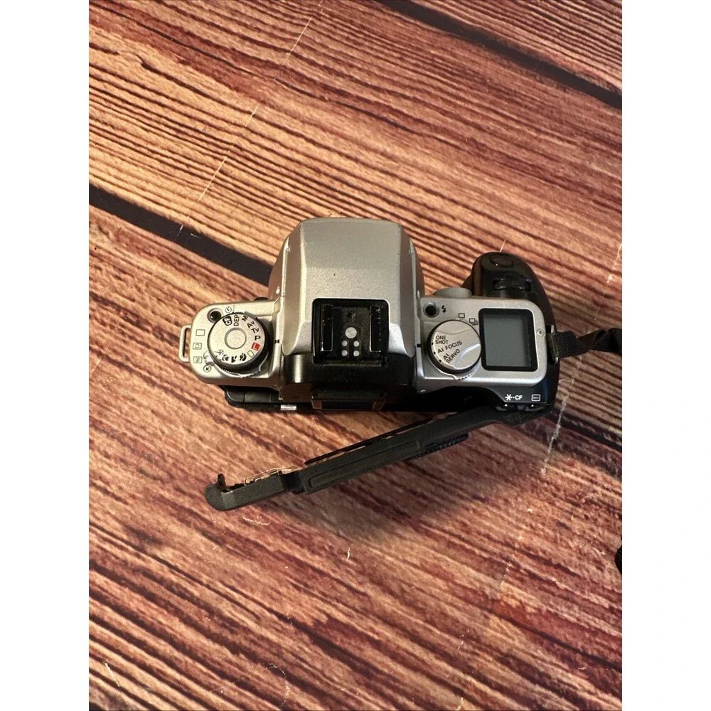 Canon EOS Elan II 35mm SLR Film Camera Body Only - READ - DOOR WON’T LATCH