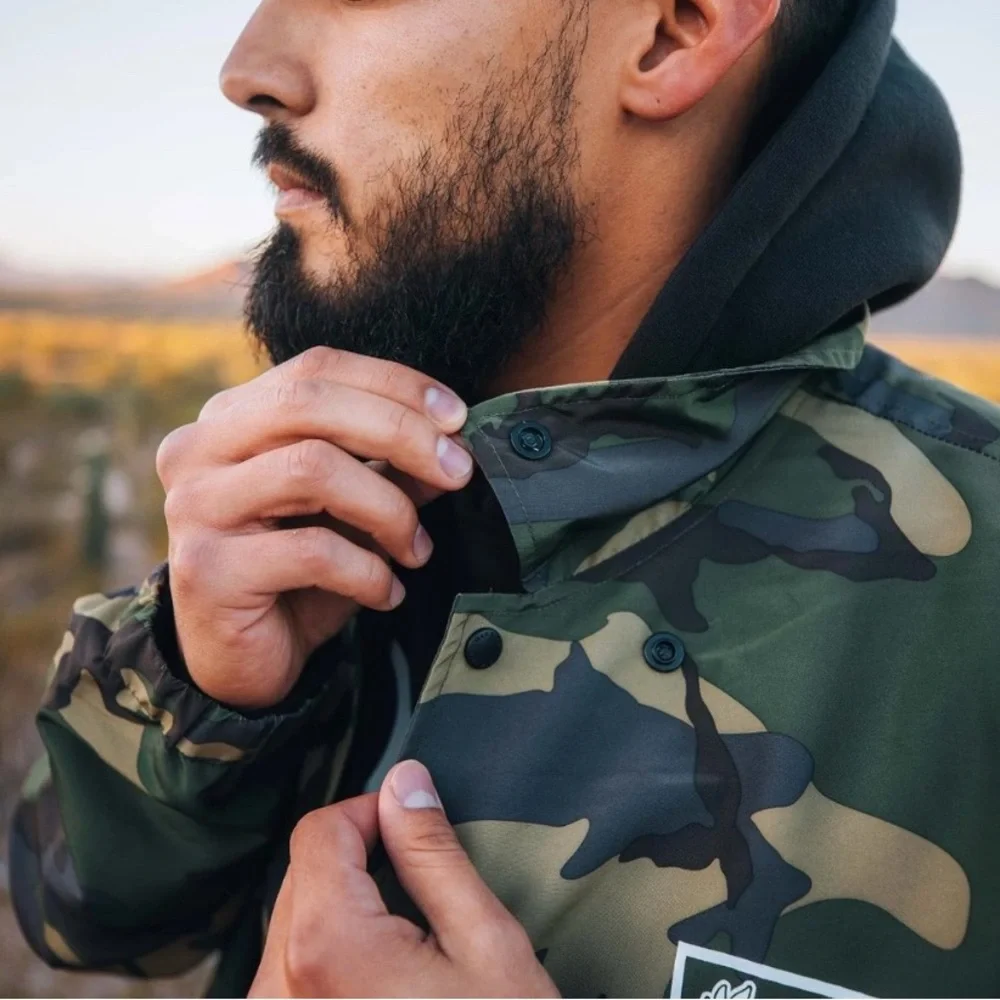 Dixxon Men's Box Crest Coach Jacket - Camo