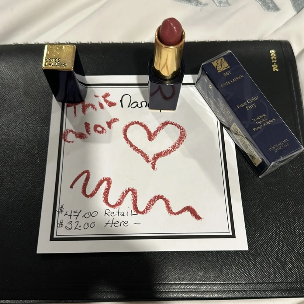 Estee Lauder discontinued opened
