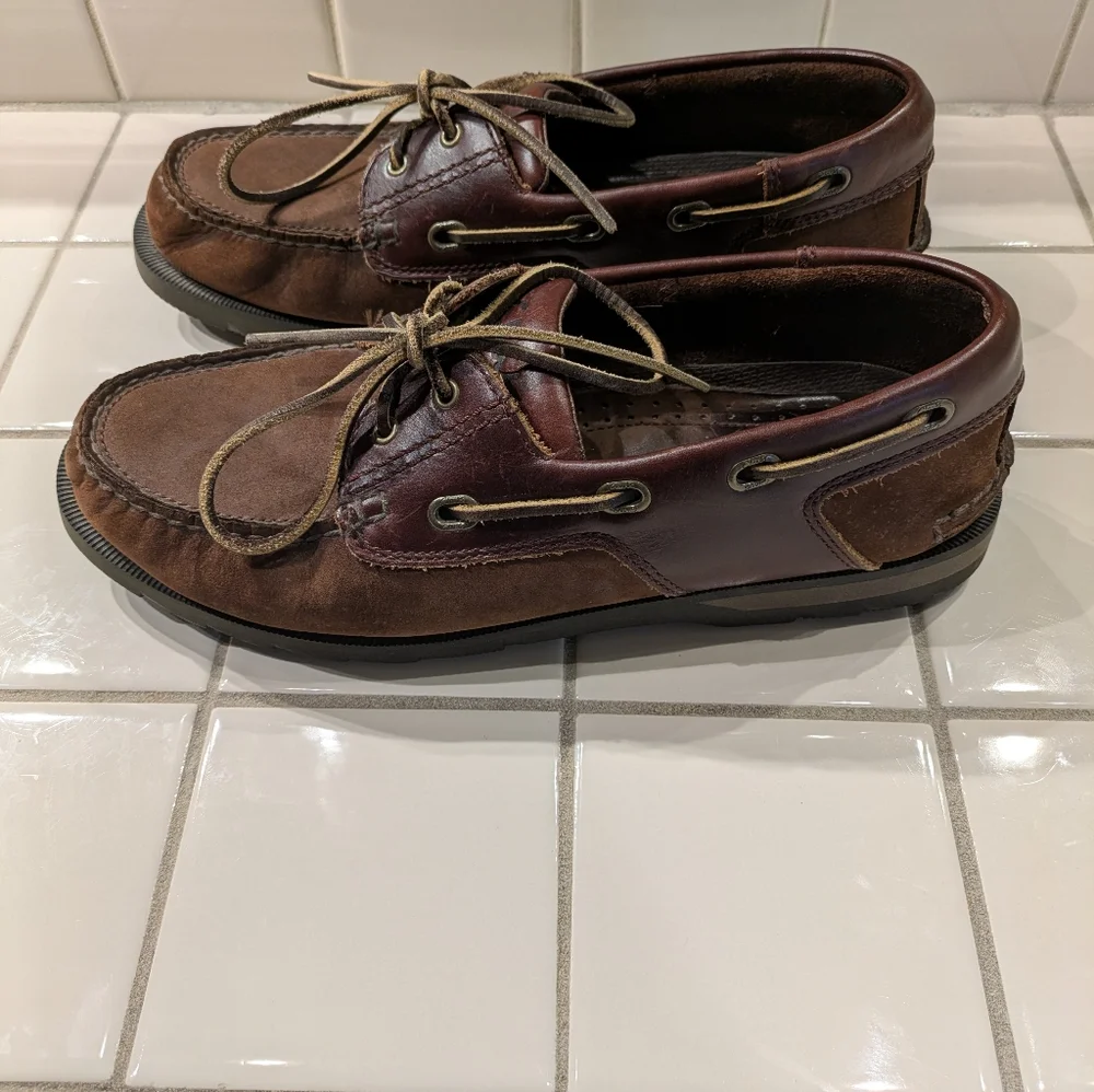 Clarks Men's Brown Leather Boat Shoes Size 11.