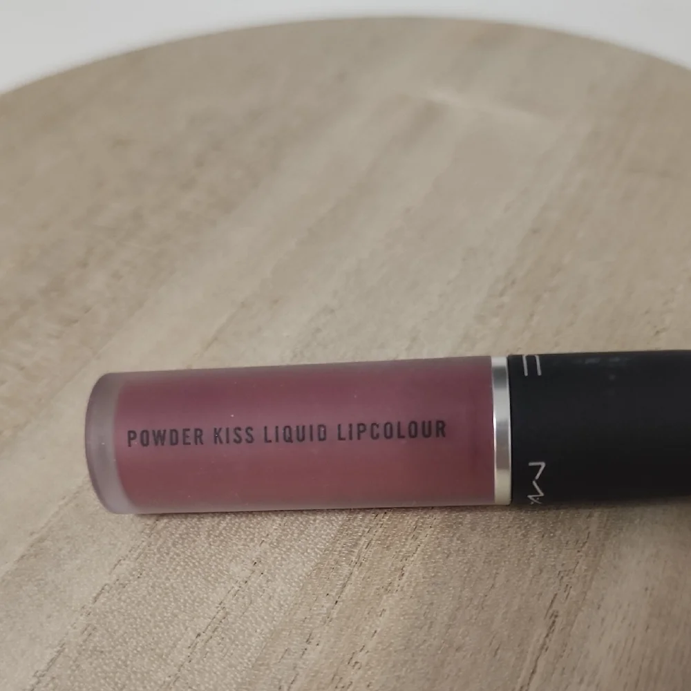 MAC Cosmetics experience bold