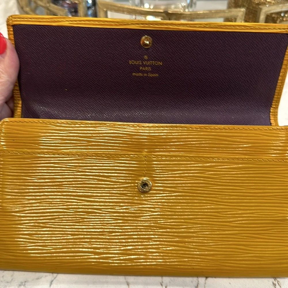Louis Vuitton euc louis