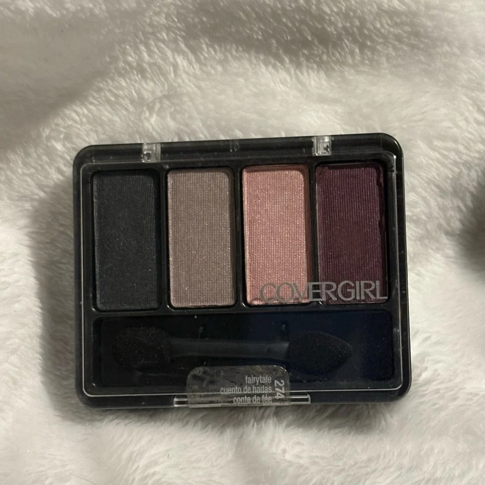 Covergirl eye enhancers fairytale #274 eyeshadow quad palette