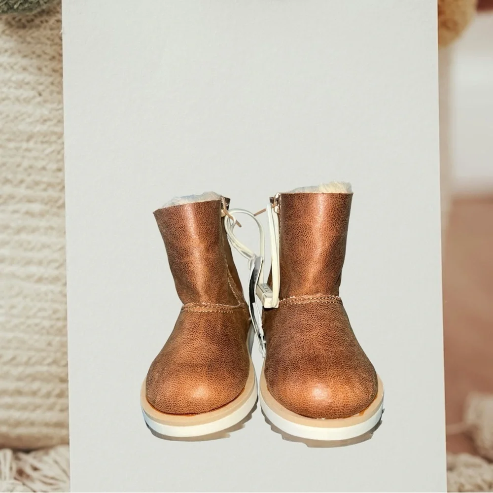 NWT ZARA fur lined boots