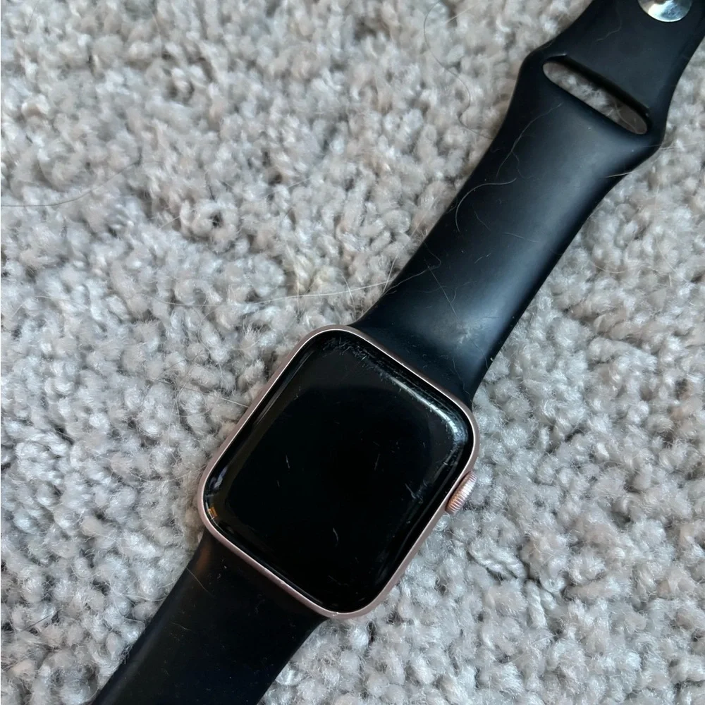 Apple Series 5 Watch 40 MM Space Gray Smart Watch With Black Band