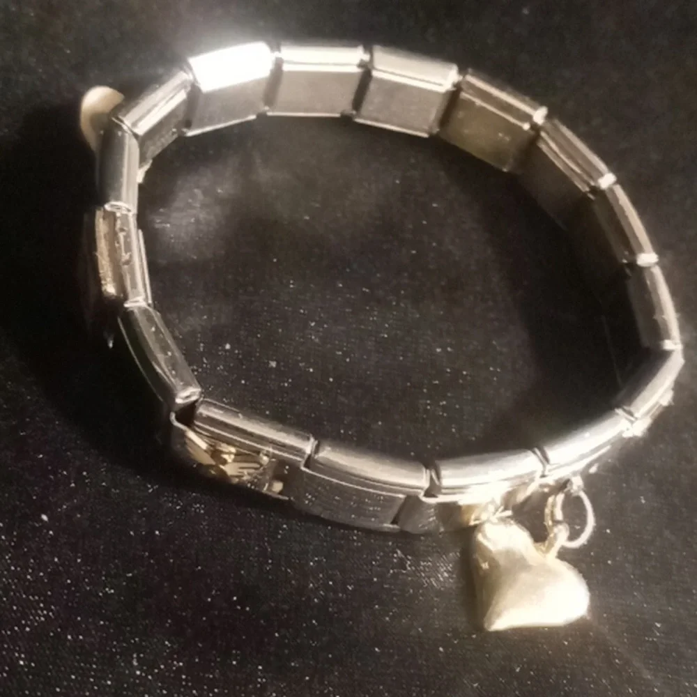 Mommy Charm Bracelet Gold and Stainless Steel Expandable.