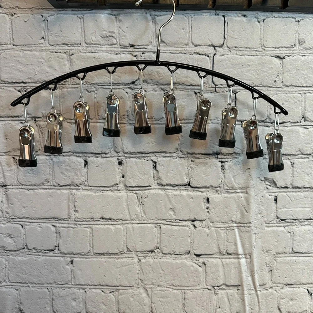 Black and Silver Yoga Pants Hanger