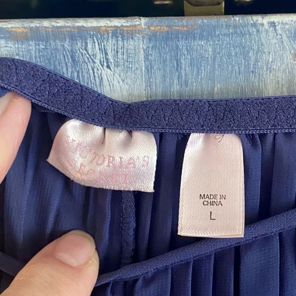 Victorias Secret never worn