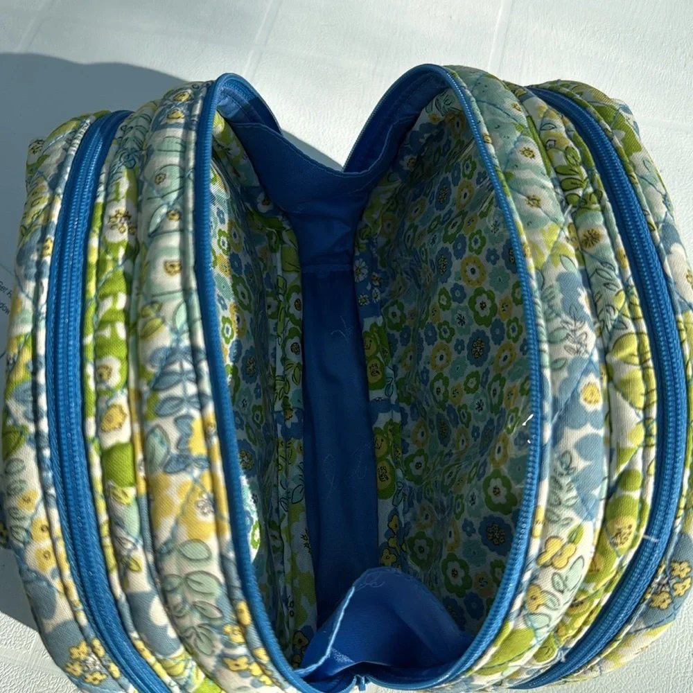 Vera Bradley chic stylish
