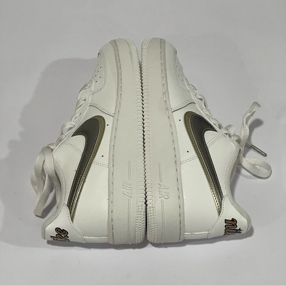 Nike girls air