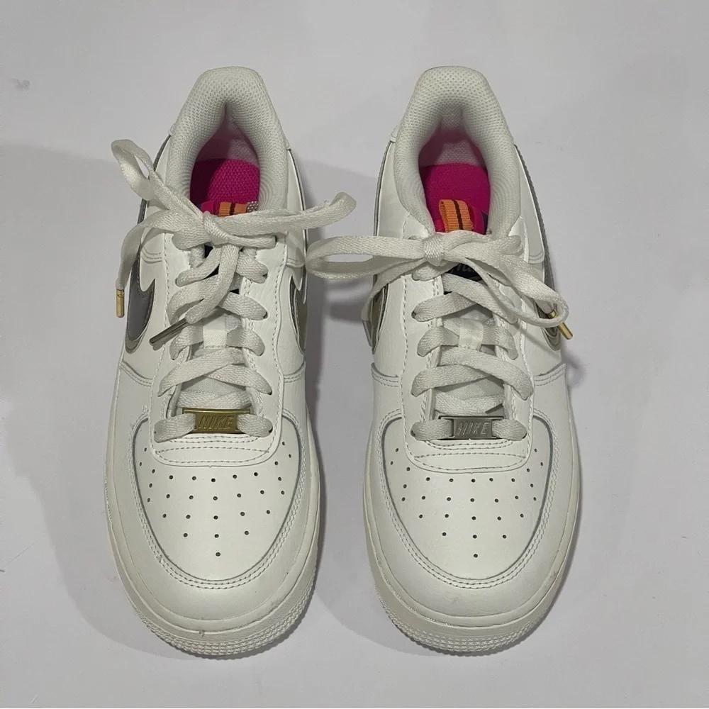 Nike girls air