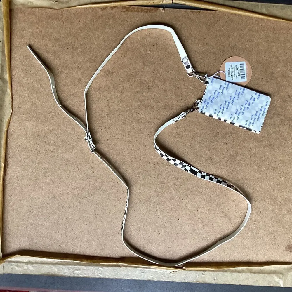 Urban Outfitters Black And White Geometric Patterned Card Holder With Strap NWT