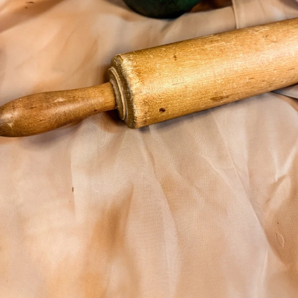 N/A charming antique