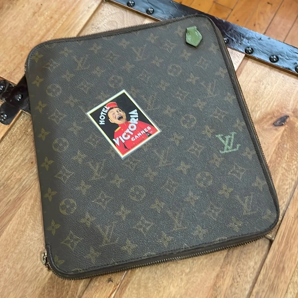 Louis Vuitton Vintage Documents Case.