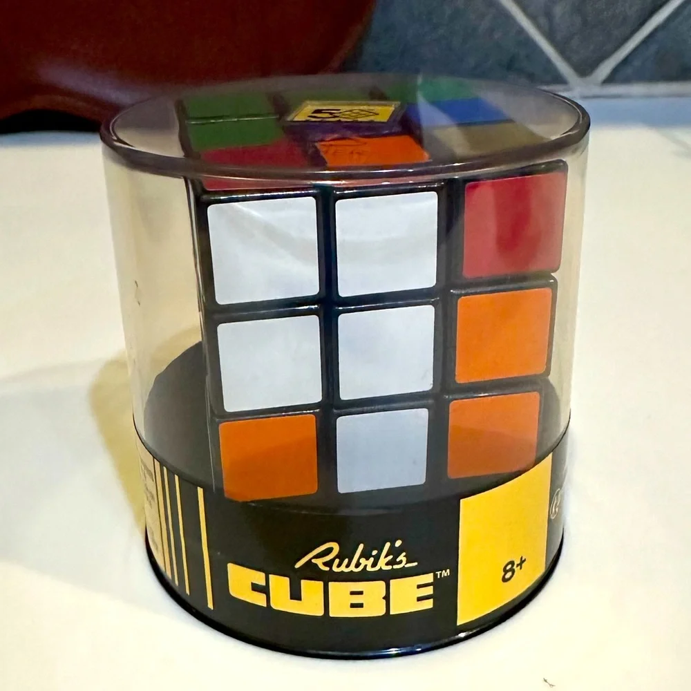50TH ANNIVERSARY RUBIK’S CUBE RETRO PUZZLE GAME MIND TWISTER PROBLEM SOLVER MATH