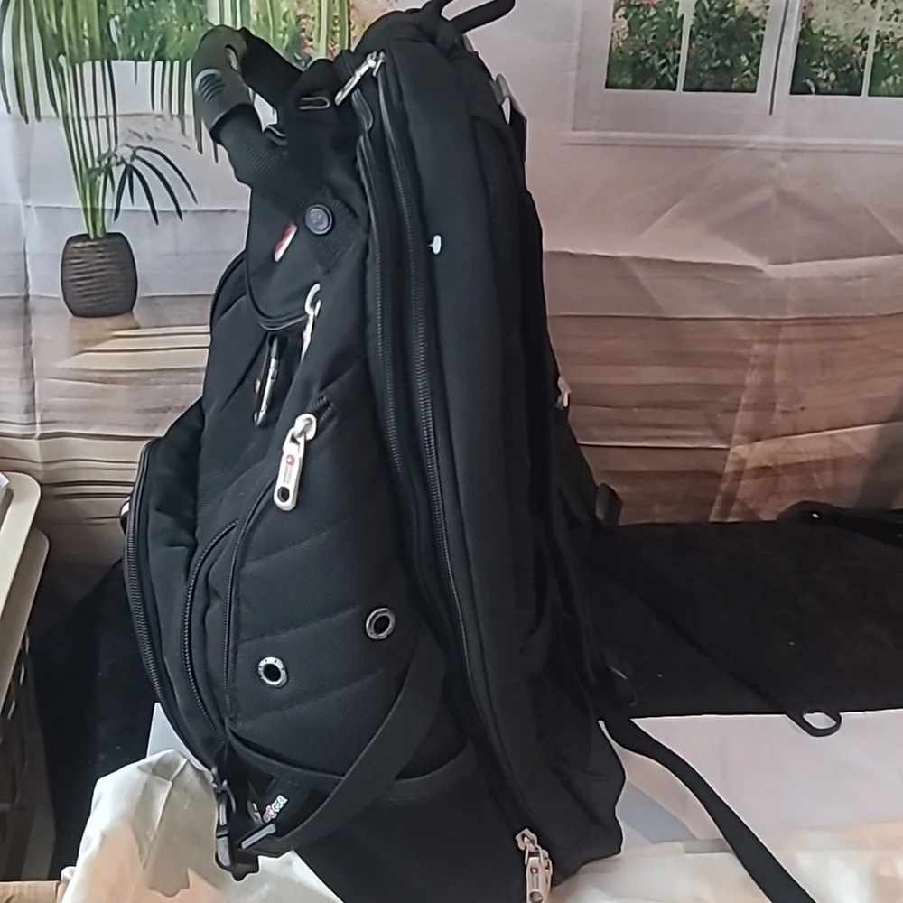 SwissGear questions leave