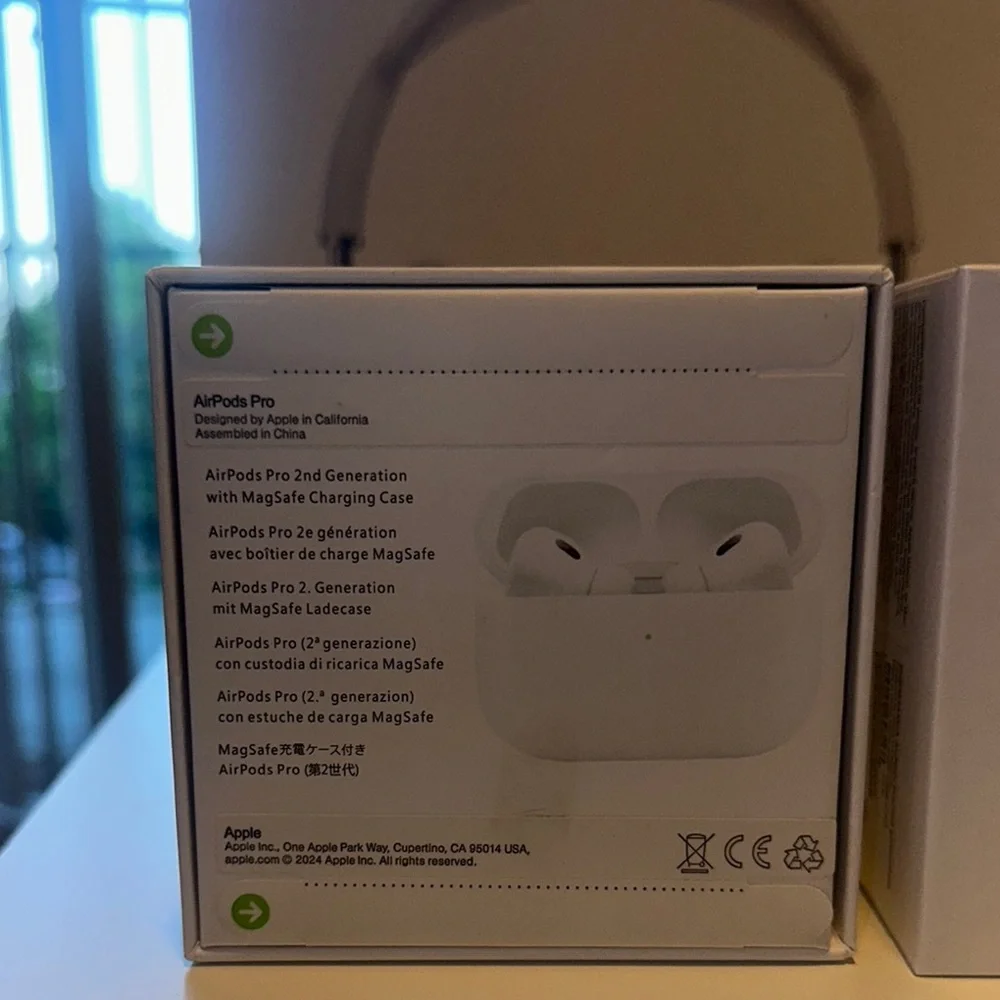 Apple enjoy sleek max