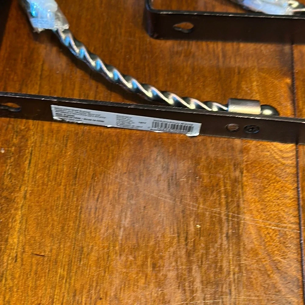 N/A metal twisted