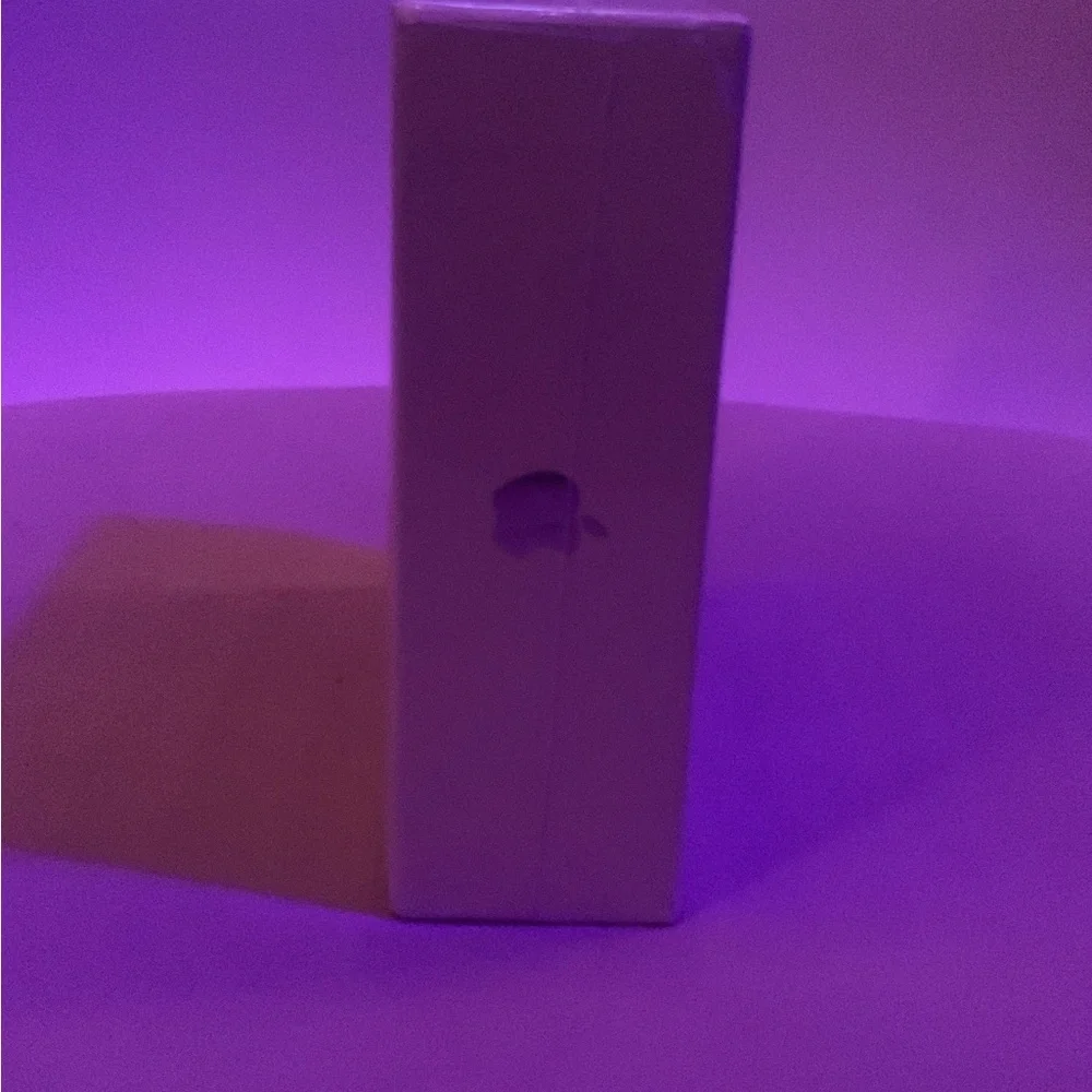 N/A elegant white