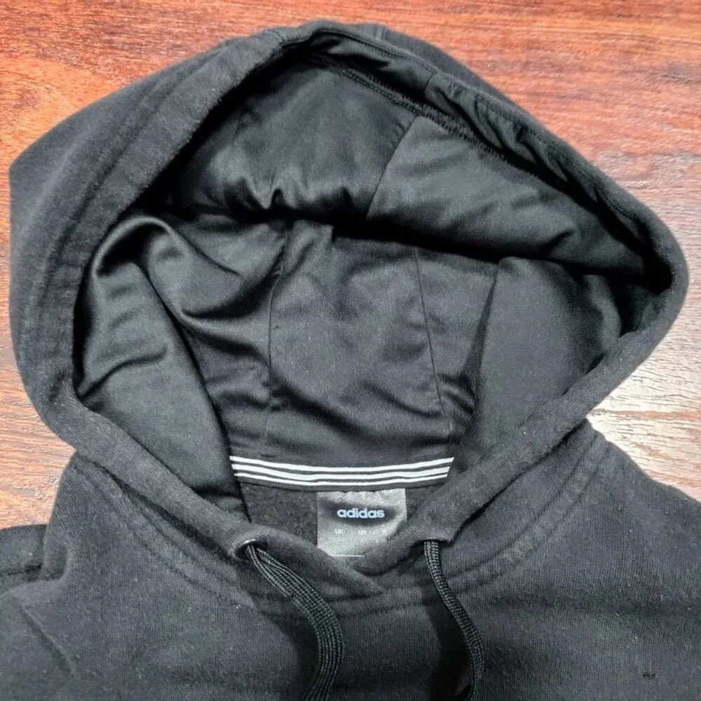 adidas title stripe