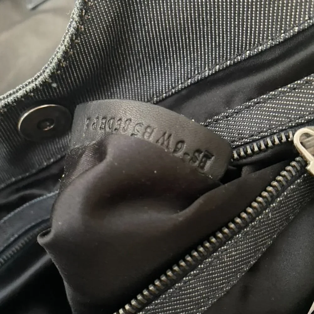 Valentino Garavani Gray Fabric Ruffle Hobo Bag /AZI