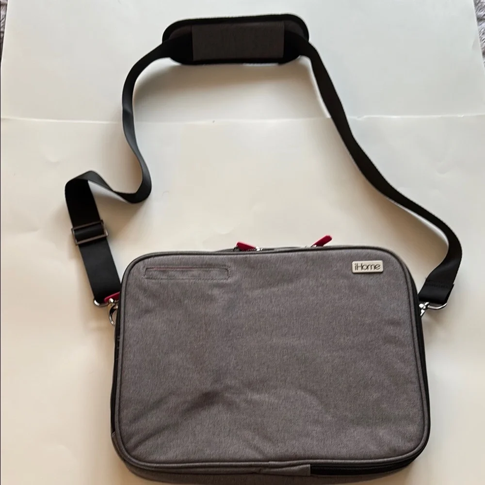 iHome - Pink & Gray Shoulder Bag