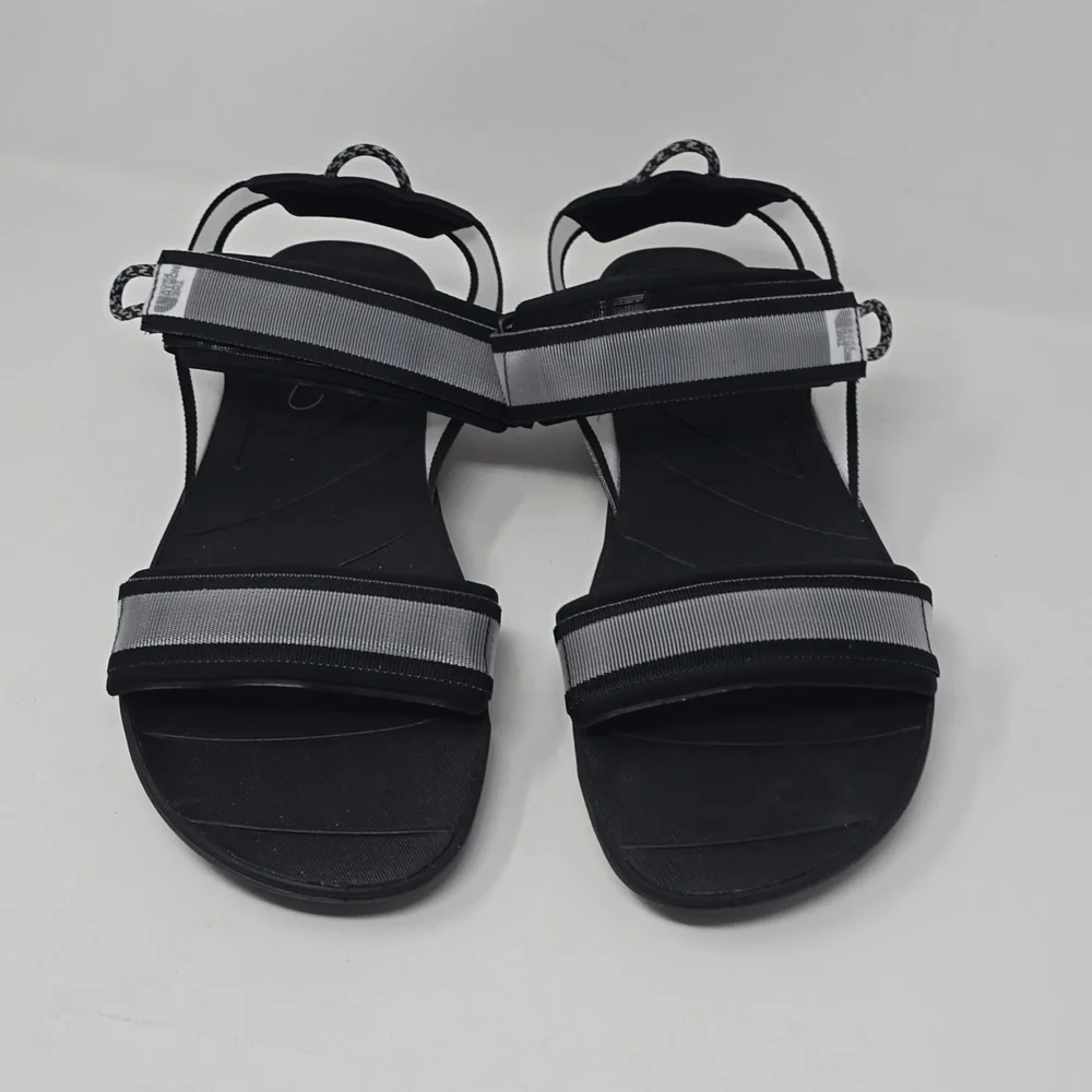 The North Face Skeena Sport Men's Black/Grey Sandals Size 11