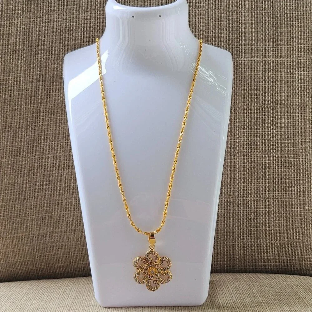 N/A women necklace