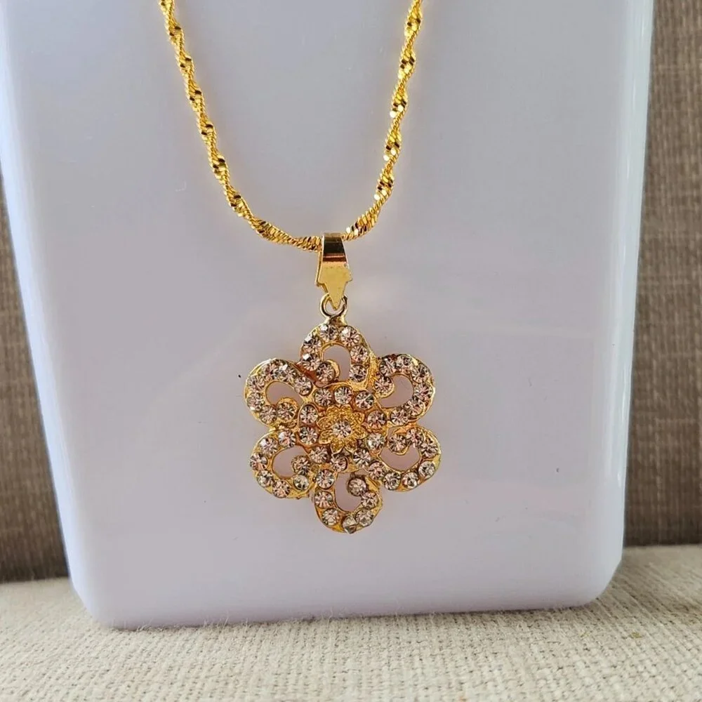 N/A women necklace