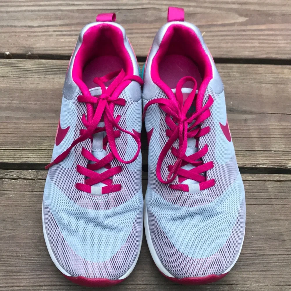 Nike women air