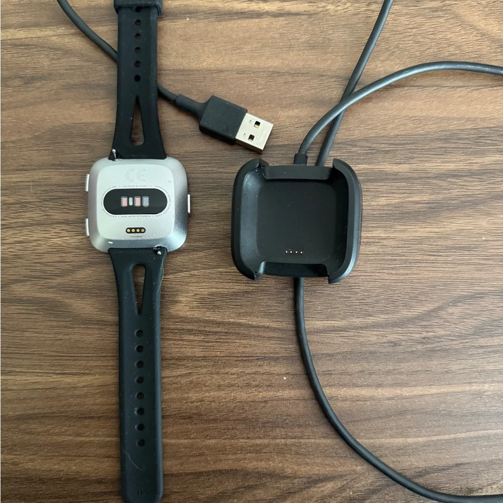 fitbit versa black