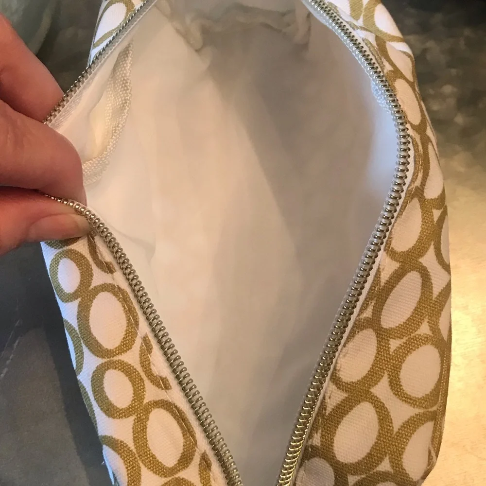 Love + Lemon Crafting Co Zipper Pouch with Tassel